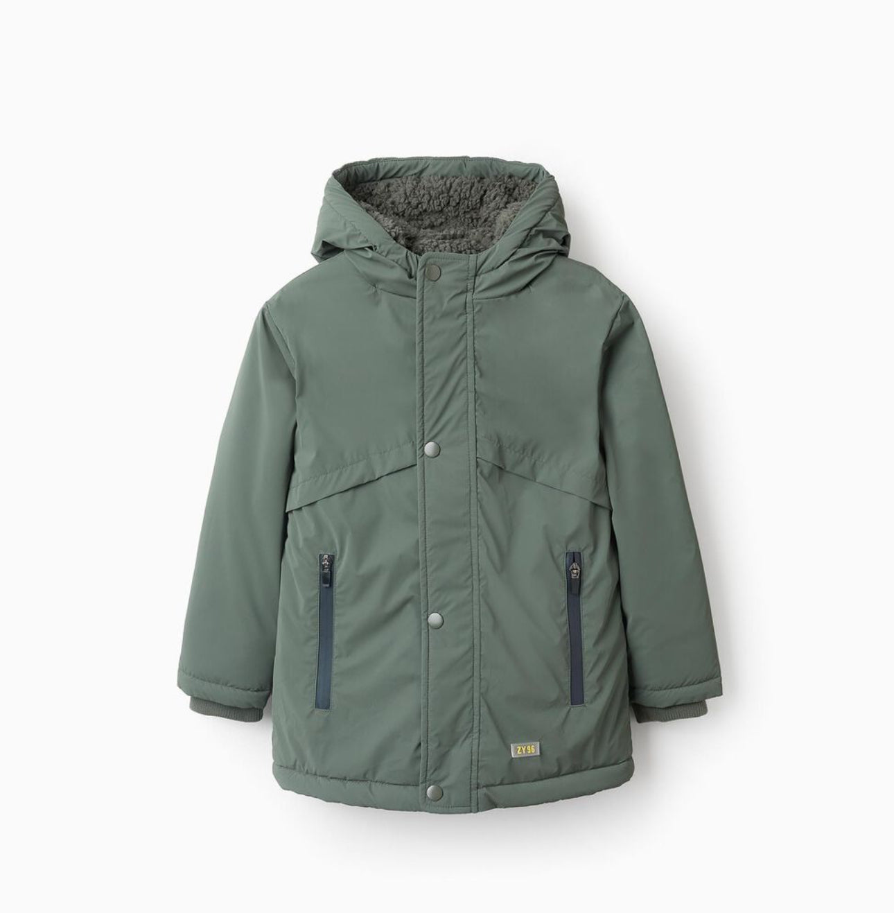 Parka verde con forro de sherpa